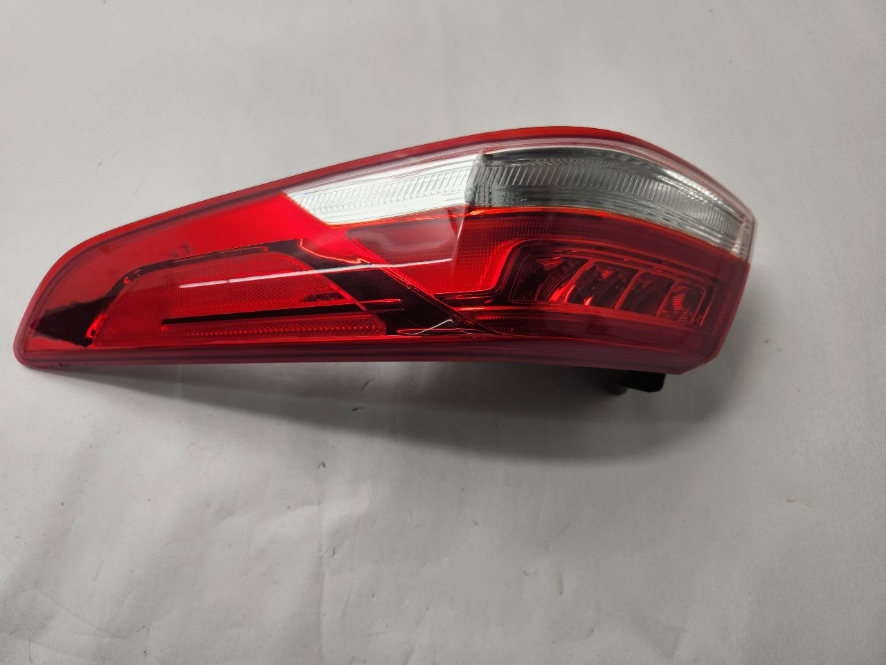 2017 KIA OPTIMA Right TAIL LAMP - 480005 — photo 1