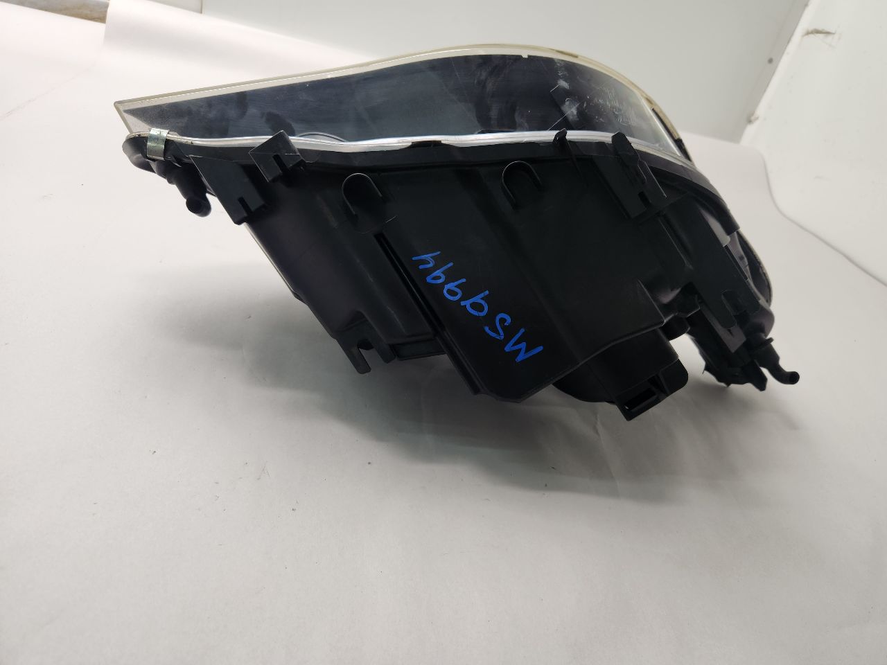 2010 BMW 528i Left HEADLAMP ASSEMBLY - 480009 — photo 5