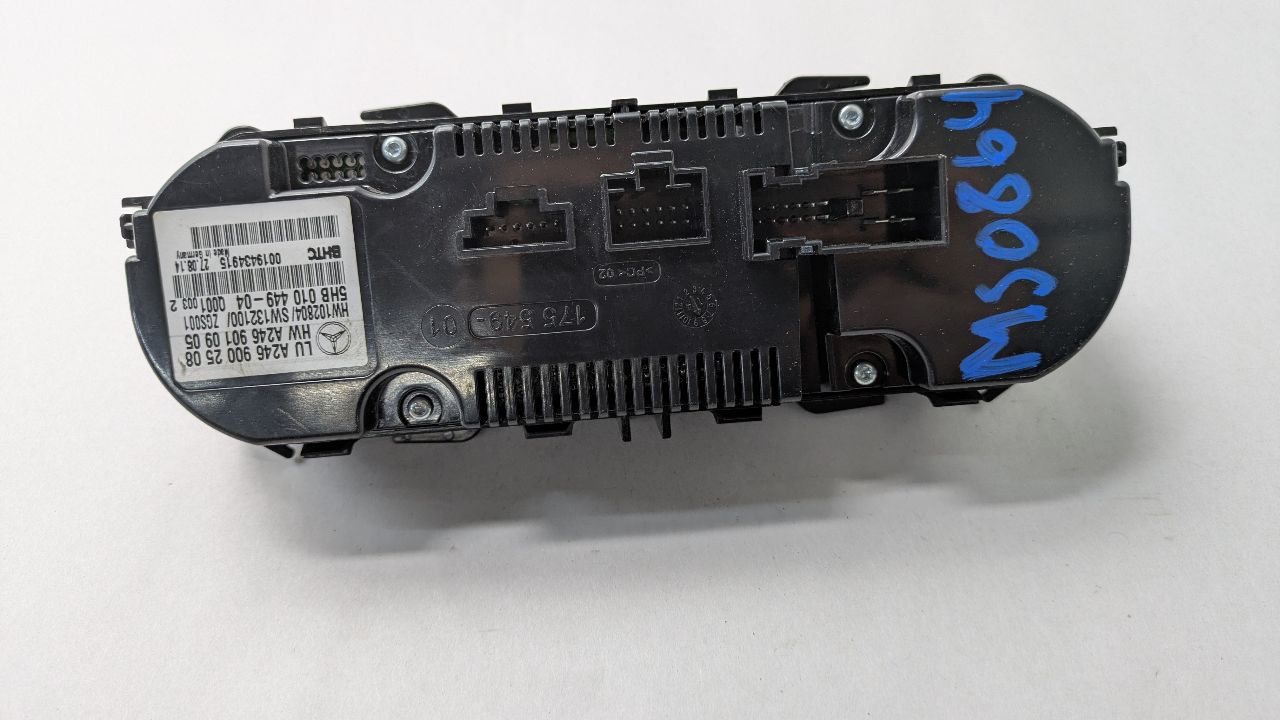 2014 MERCEDES-BENZ CLA-CLASS TEMP CONTROL - 480017 — photo 4