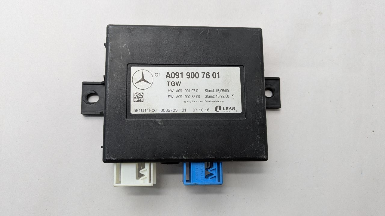 2017 INFINITI QX30 Chassis Cont Mod - 480030 — photo 3