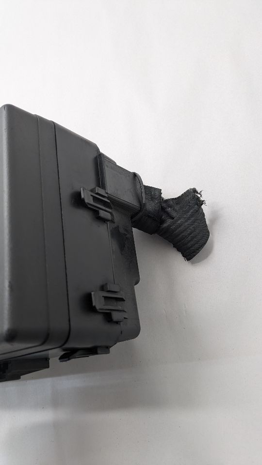 2014 MASERATI GHIBLI Fuse Box, Engine - 480227 — photo 3