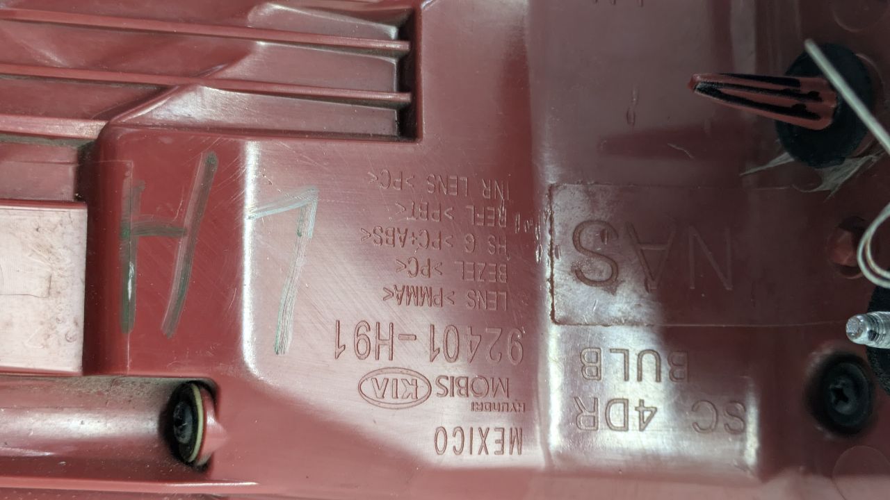 2022 KIA RIO Left TAIL LAMP - 480508 — photo 7