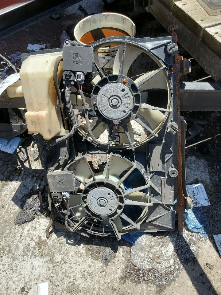 2006 LEXUS RX400H 6cyl electric 3.3 RAD COND FAN MOTOR - 481321