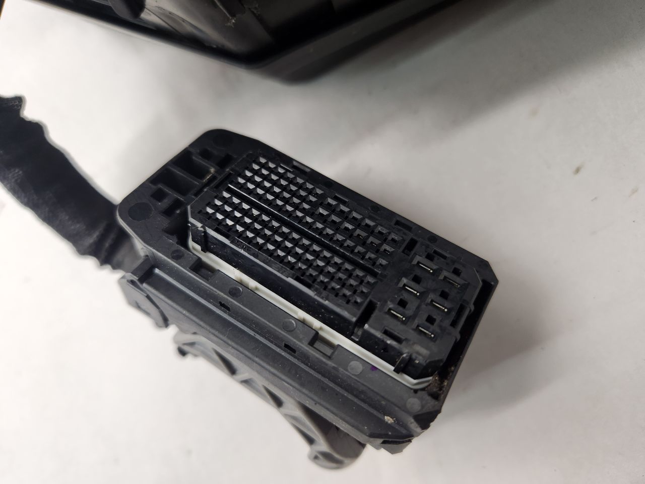 2025 TOYOTA COROLLA Fuse Box, Engine - 481484 — photo 4