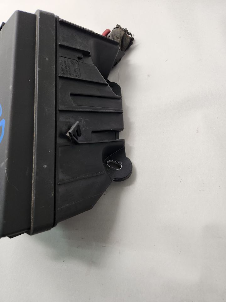 2022 VOLKSWAGEN TAOS Fuse Box, Engine - 481550 — photo 2