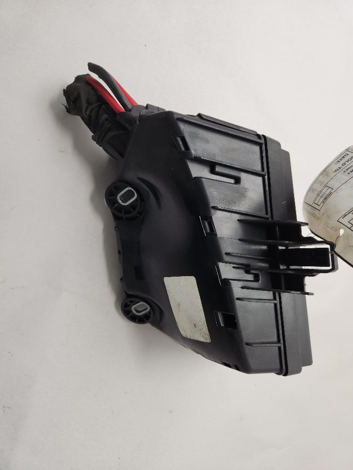 2022 VOLKSWAGEN TAOS Fuse Box, Engine - 481550 — photo 3