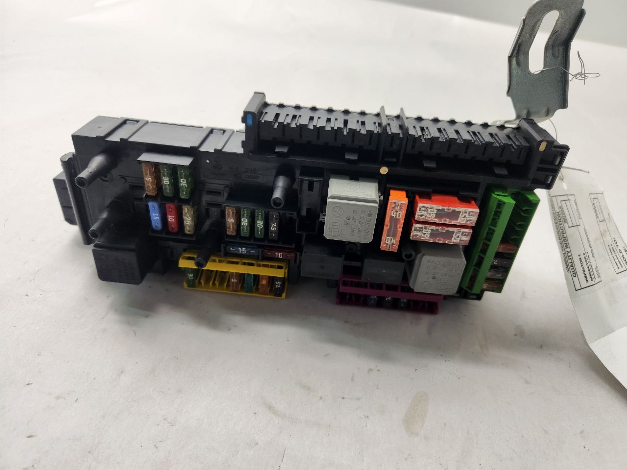 2010 MERCEDES-BENZ E-CLASS 6cyl Gasoline 3.5 Fuse Box, Cabin - 481989