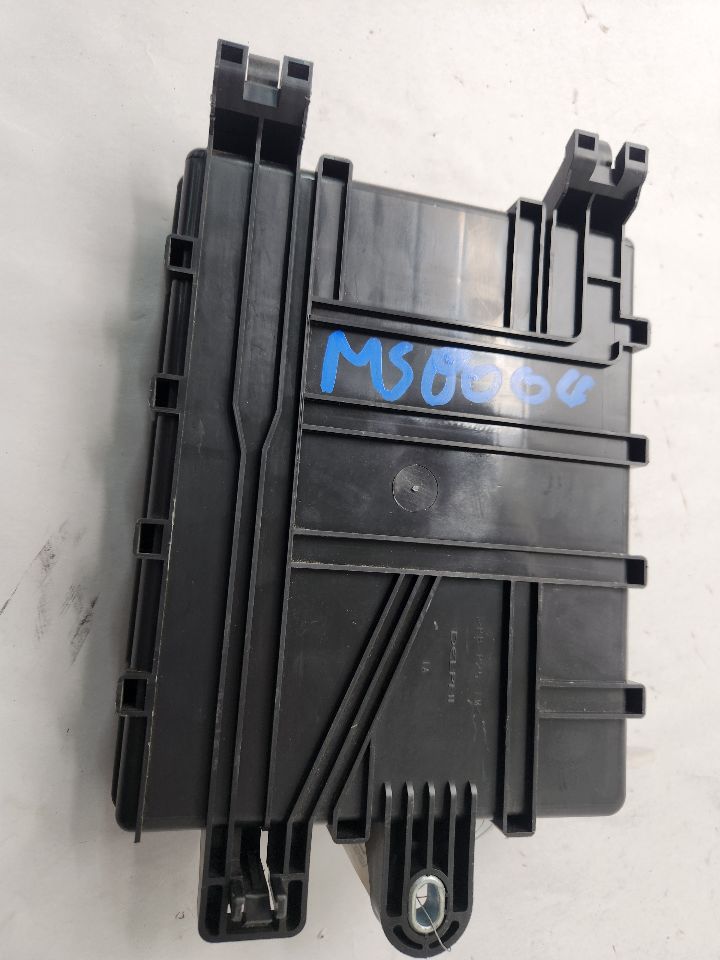 2014 CADILLAC ATS Fuse Box, Cabin - 482005 — photo 4