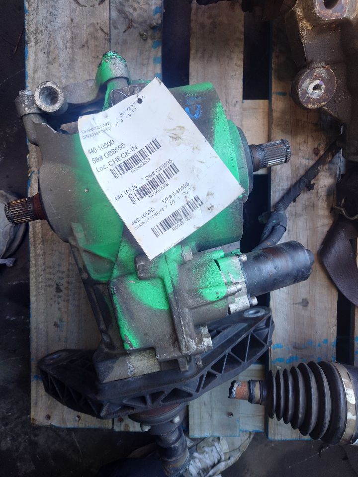 2021 JEEP CHEROKEE CARRIER ASSEMBLY - 482069
