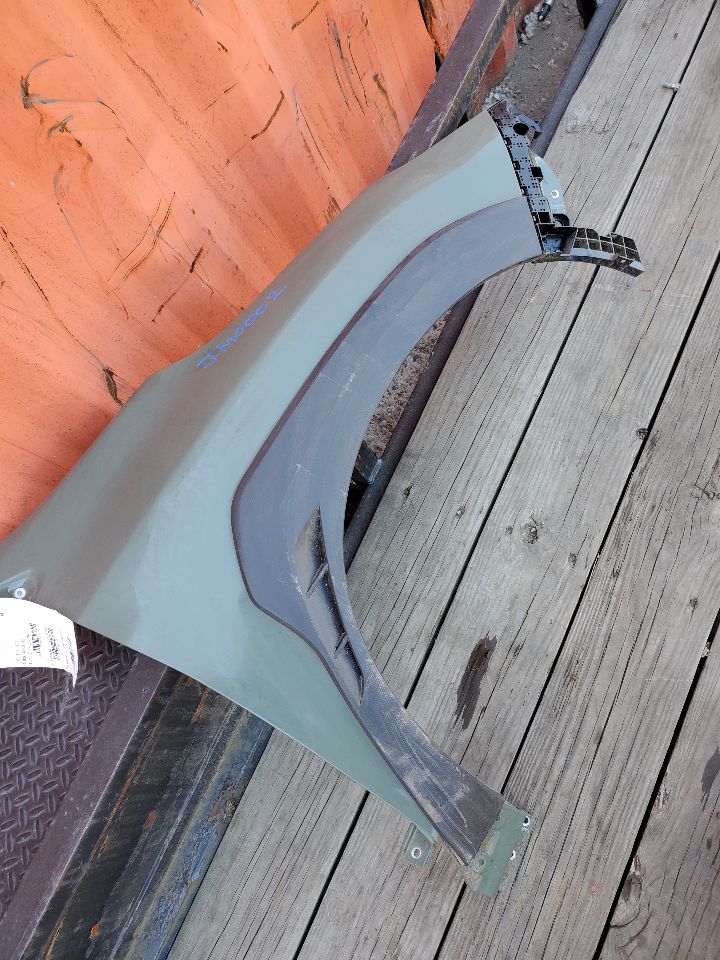 2024 SUBARU XV CROSSTREK 2.5L 4cyl Gasoline Right FENDER - 482075