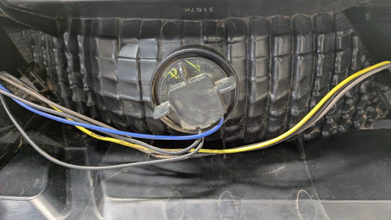 2015 FORD TRANSIT 150 3.7L 6cyl Gasoline VVT Left TAIL LAMP - 482229 — photo 4