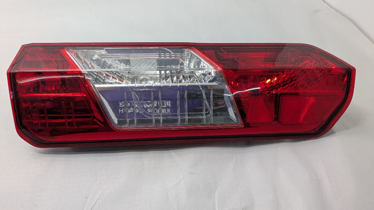 2015 FORD TRANSIT 150 3.7L 6cyl Gasoline VVT Right TAIL LAMP - 482236