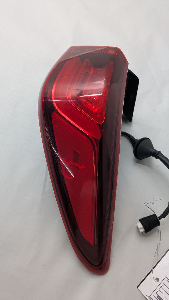 2019 HYUNDAI KONA Left TAIL LAMP - 482311