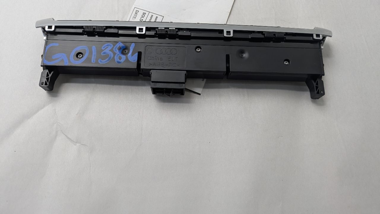 2016 AUDI A3 Dash Bezel - 482331 — photo 2