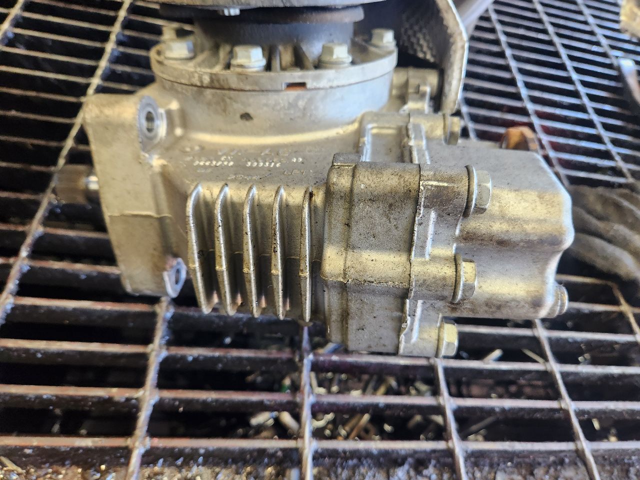2016 AUDI A3 TRANSFER CASE ASSY - 482333 — photo 4