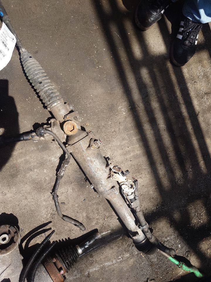 2012 LEXUS IS250 STEERING GEAR RACK - 482339