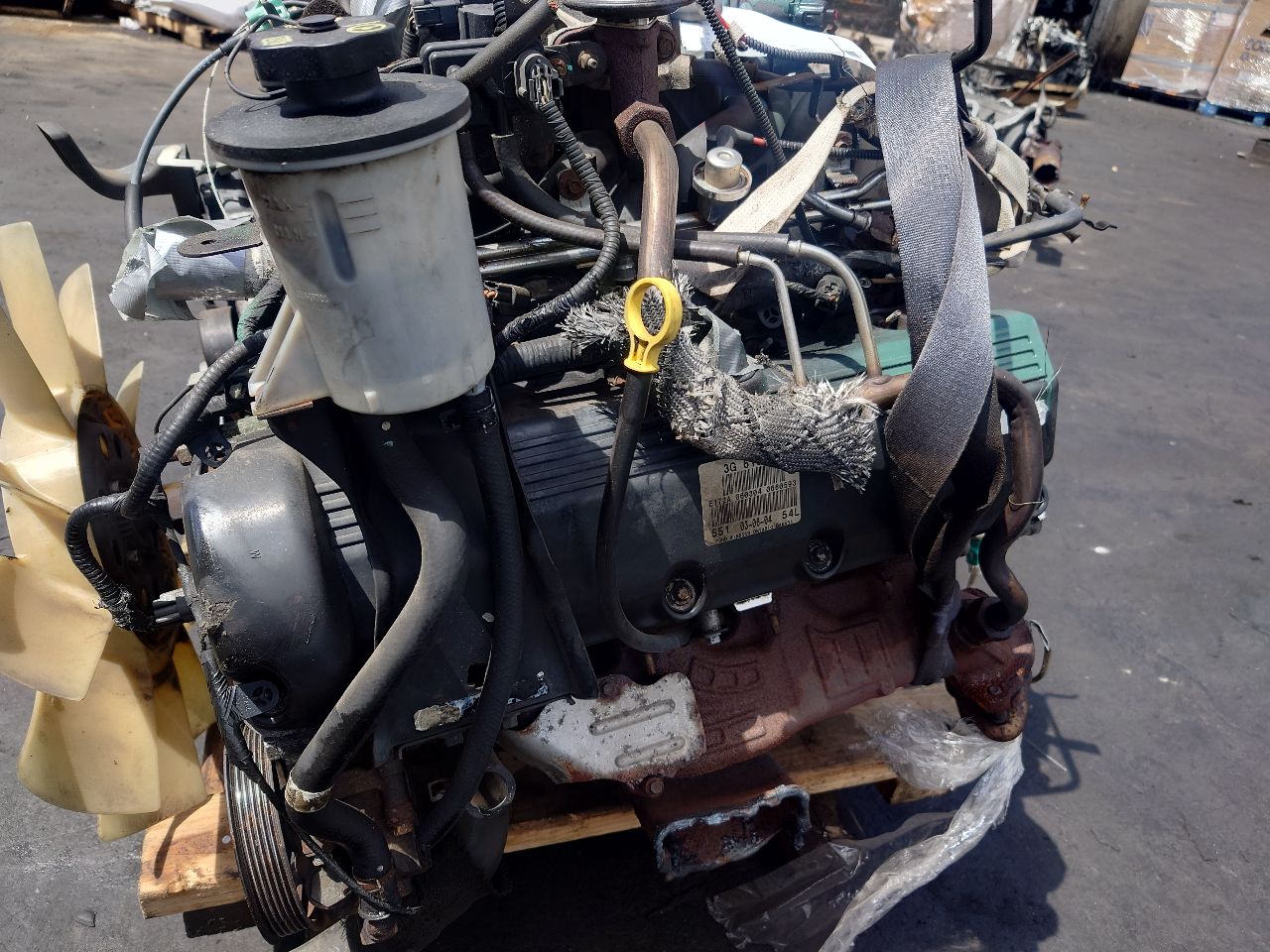 2004 FORD EXPEDITION 8cyl Gasoline 5.4 ENGINE ASSEMBLY - 482372 — photo 4