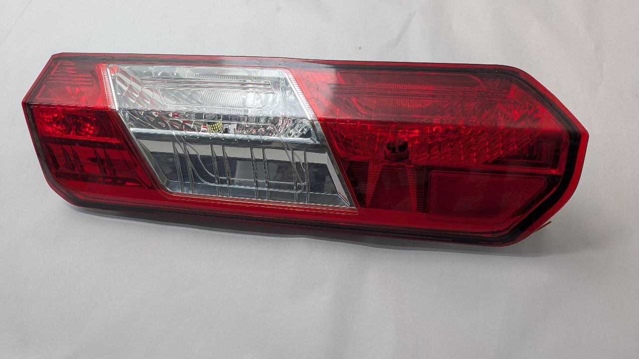 2010 TOYOTA COROLLA Right TAIL LAMP - 482620