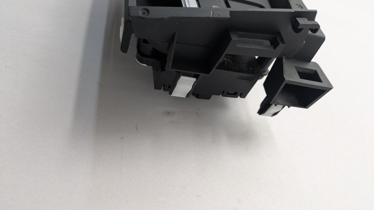 2017 MAZDA 3 Console, Front - 482621 — photo 3