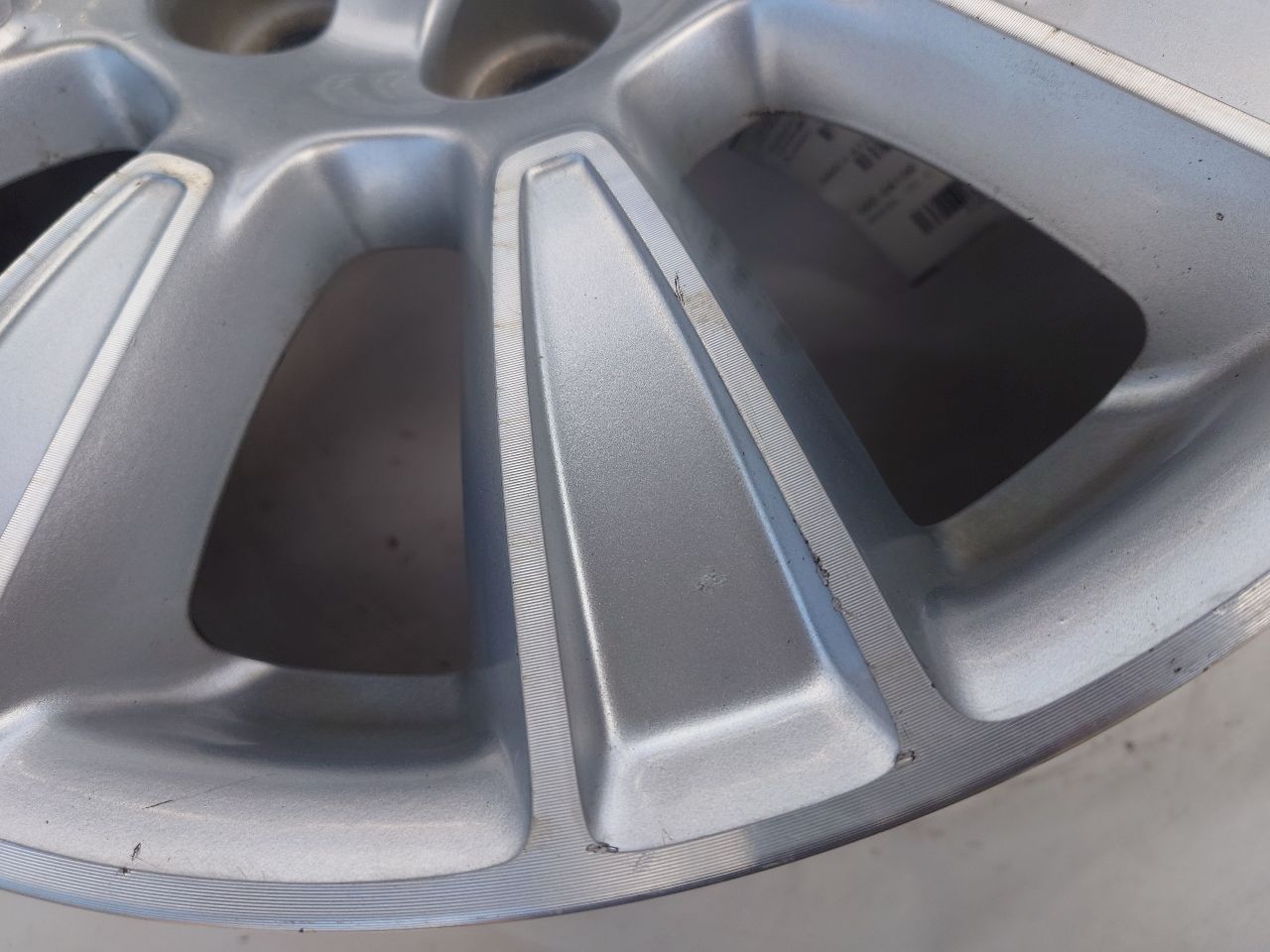 2012 BUICK LACROSSE WHEEL - 482686 — photo 4