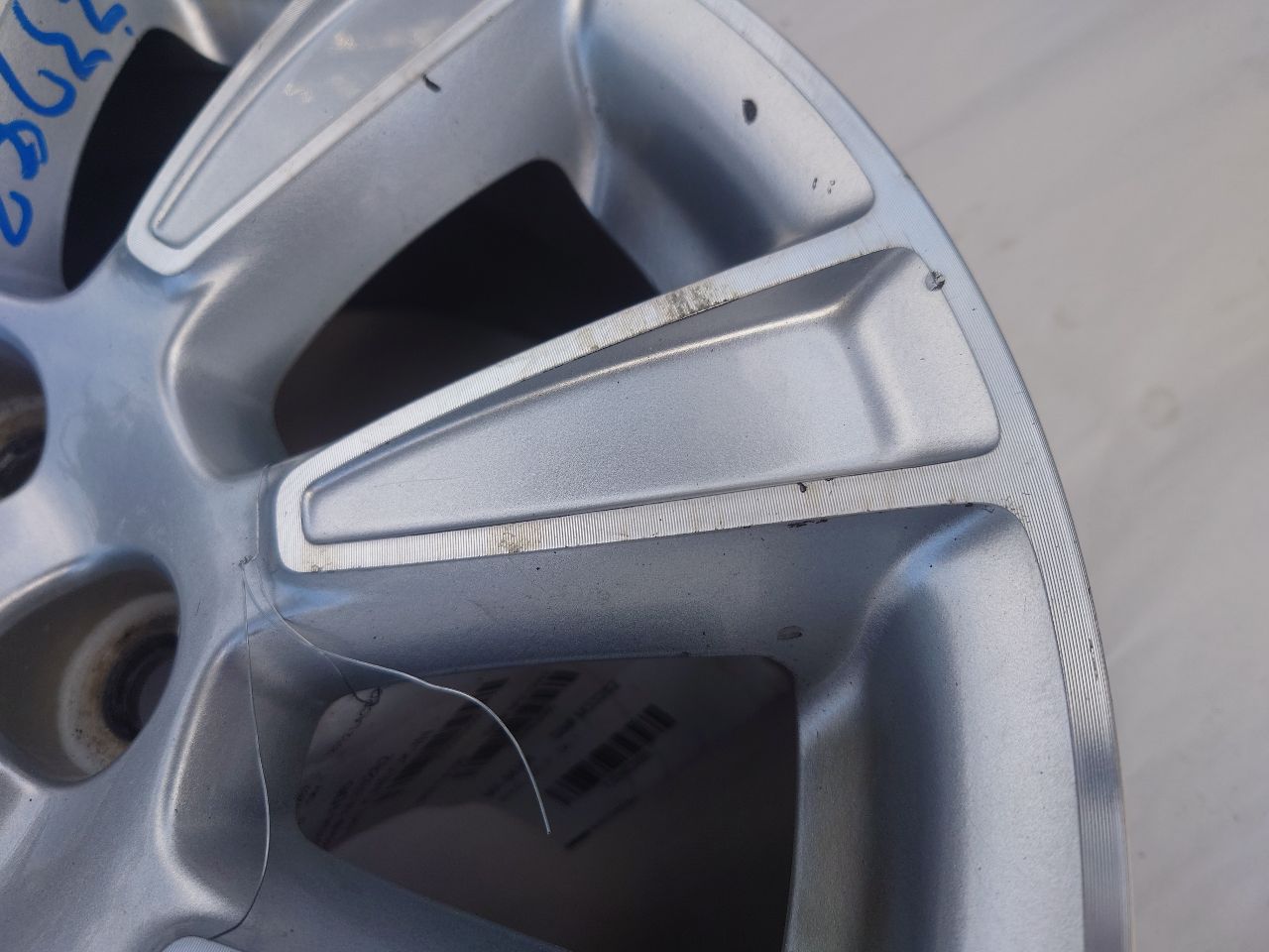 2012 BUICK LACROSSE WHEEL - 482686 — photo 5