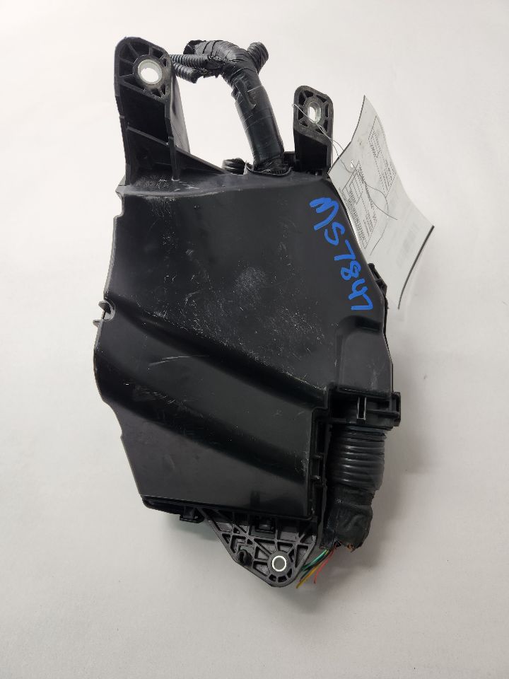 2014 LEXUS GS350 Left Fuse Box, Engine - 482725 — photo 4