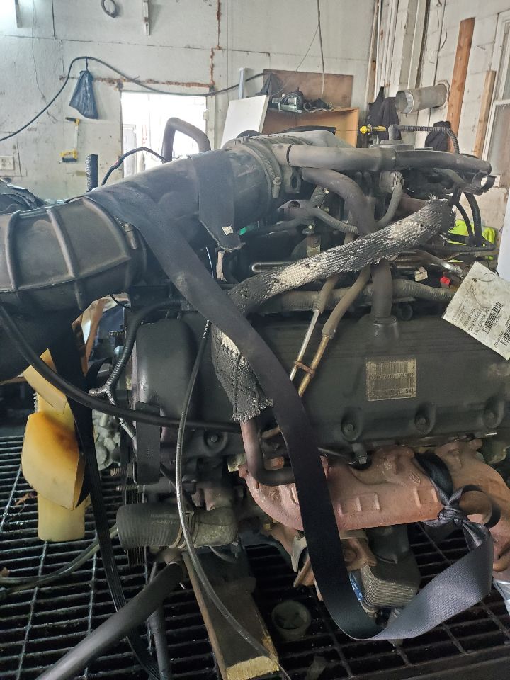 2003 FORD VAN ENGINE ASSEMBLY - 482750