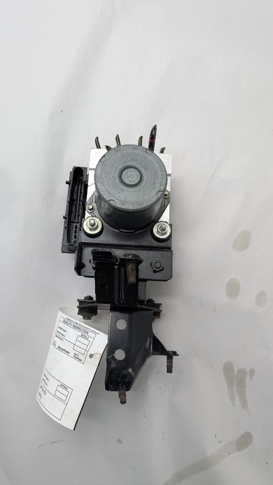 2006 INFINITI M35 Anti-lock Brake Pts - 482853