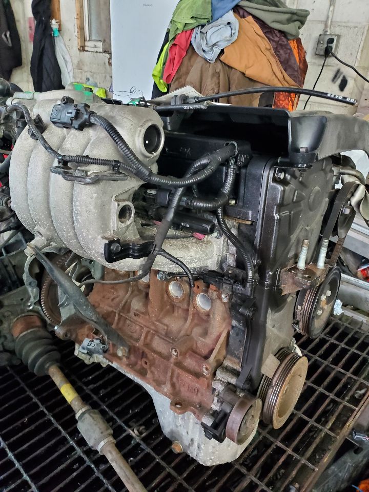2010 HYUNDAI ACCENT ENGINE ASSEMBLY - 482876
