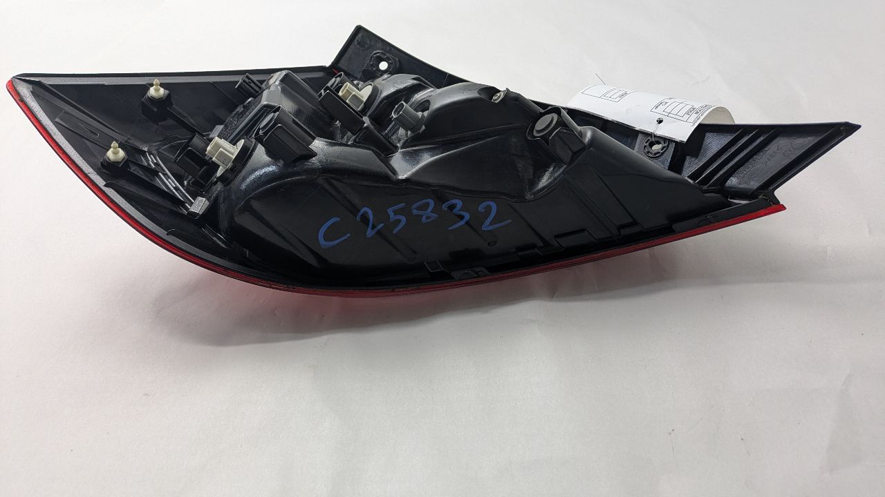 2017 HONDA CIVIC 4cyl Gasoline 2.0 Left TAIL LAMP - 482899 — photo 2