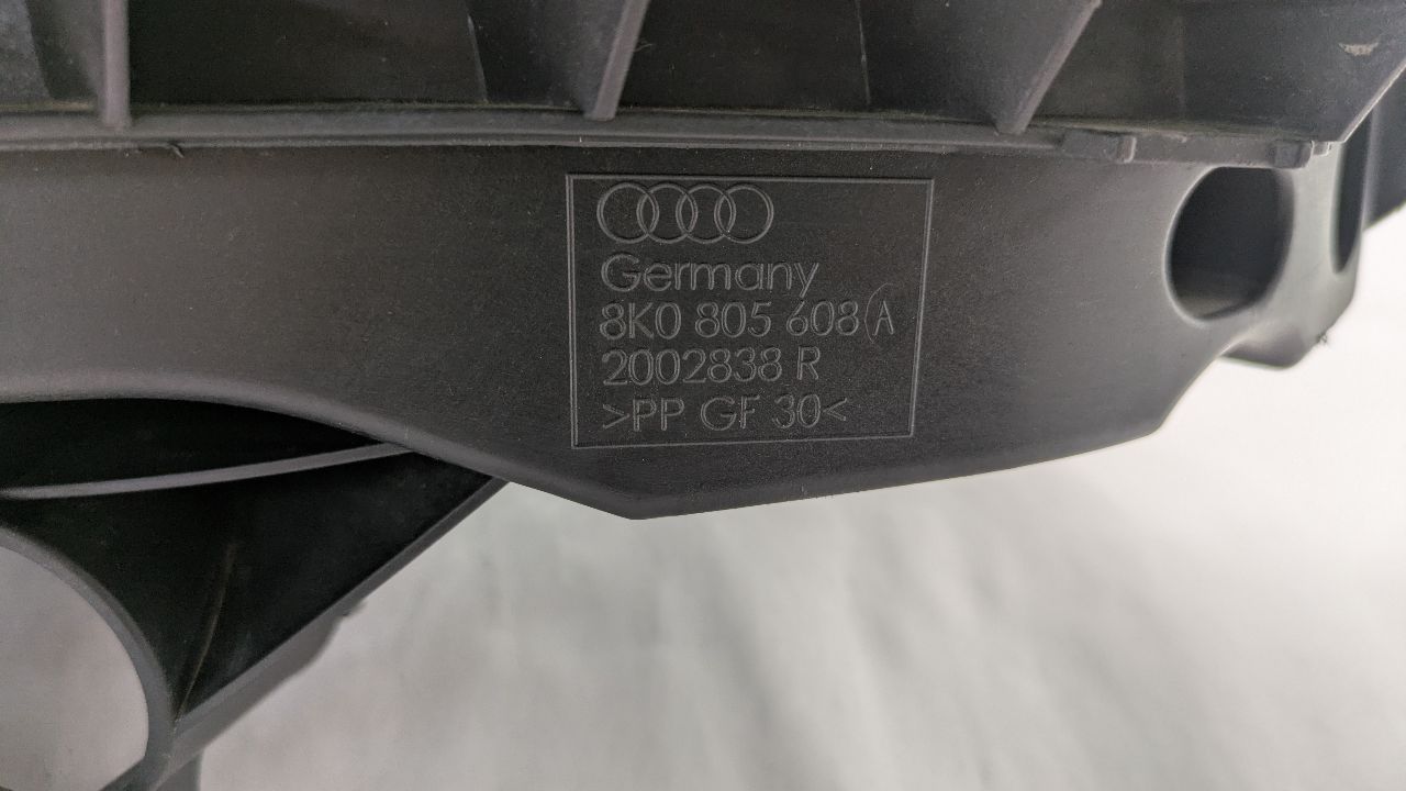 2010 AUDI A4 Right HEADLAMP ASSEMBLY - 483113 — photo 2