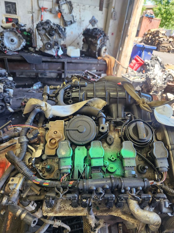 2010 AUDI A4 ENGINE ASSEMBLY - 483118 — photo 2