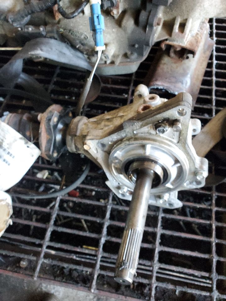 2011 NISSAN ROGUE TRANSFER CASE ASSY - 483390