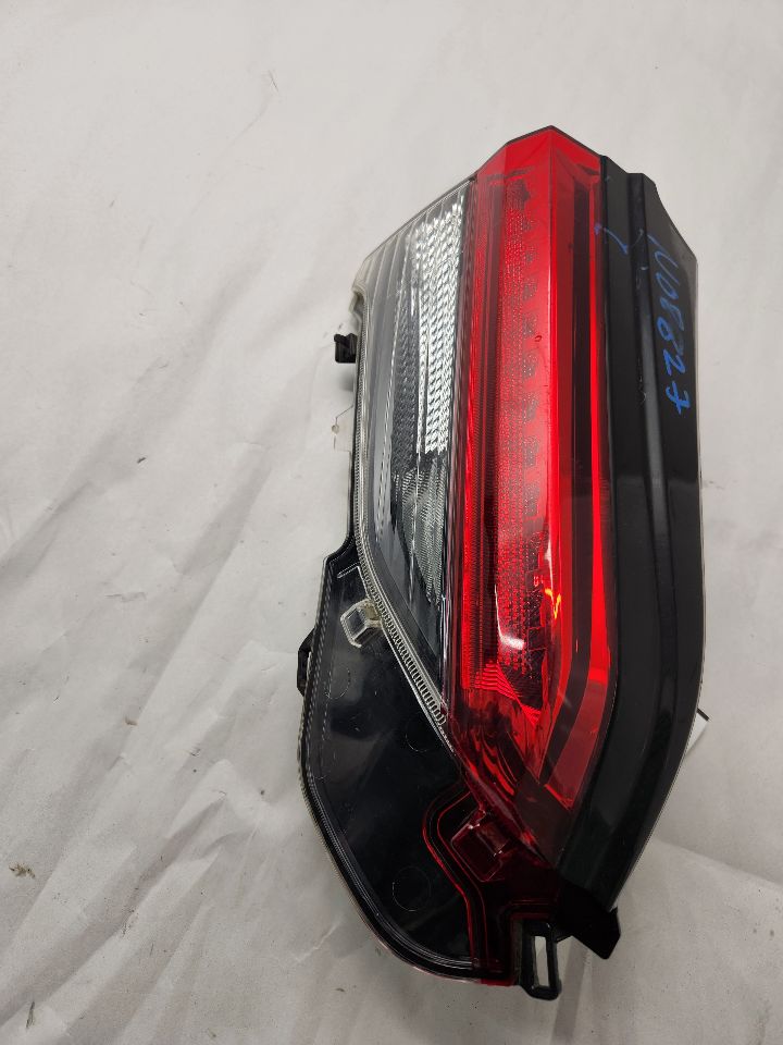 2021 TOYOTA RAV4 2.5L 4cyl Hybrid VVT Left TAIL LAMP - 483452