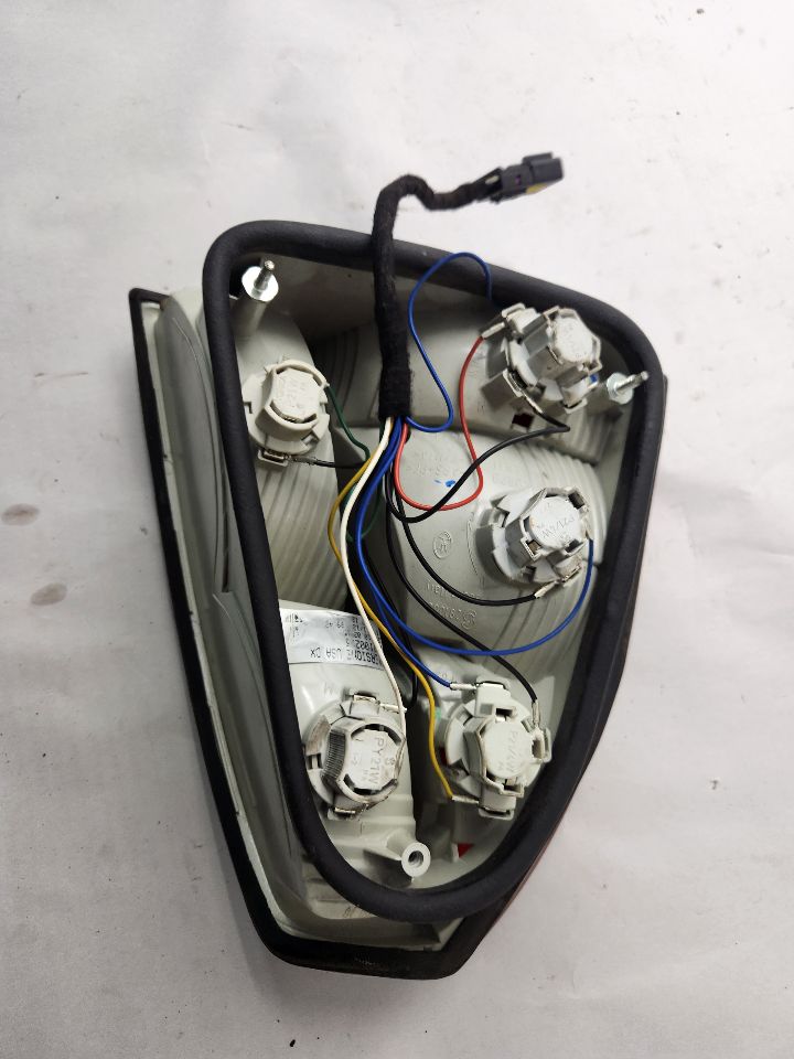 2008 MASERATI QUATTROPO 8cyl Gasoline 4.2 COMPLETE INTERIOR - 483666 — photo 3