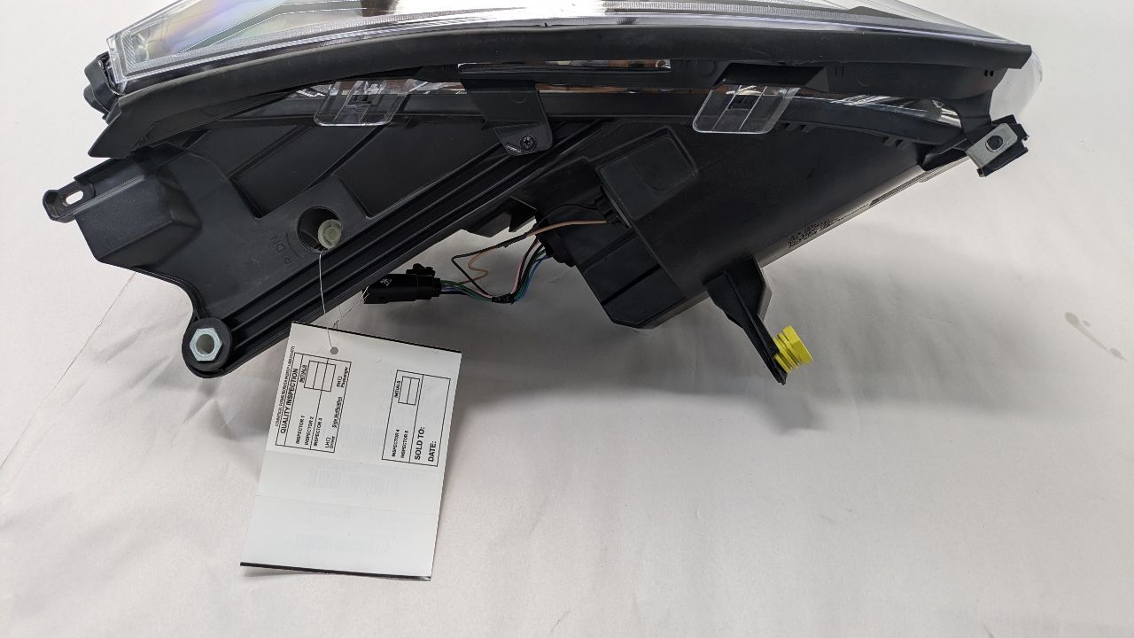 2013 GMC ACADIA Left HEADLAMP ASSEMBLY - 483923 — photo 4