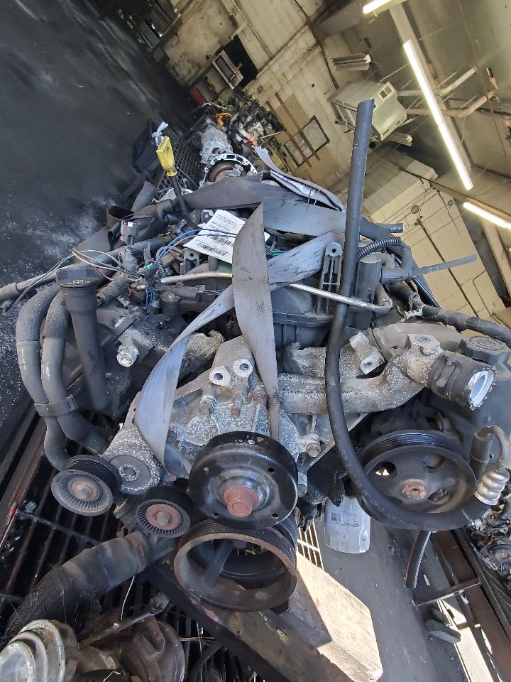 2012 JEEP LIBERTY ENGINE ASSEMBLY - 483956 — photo 3
