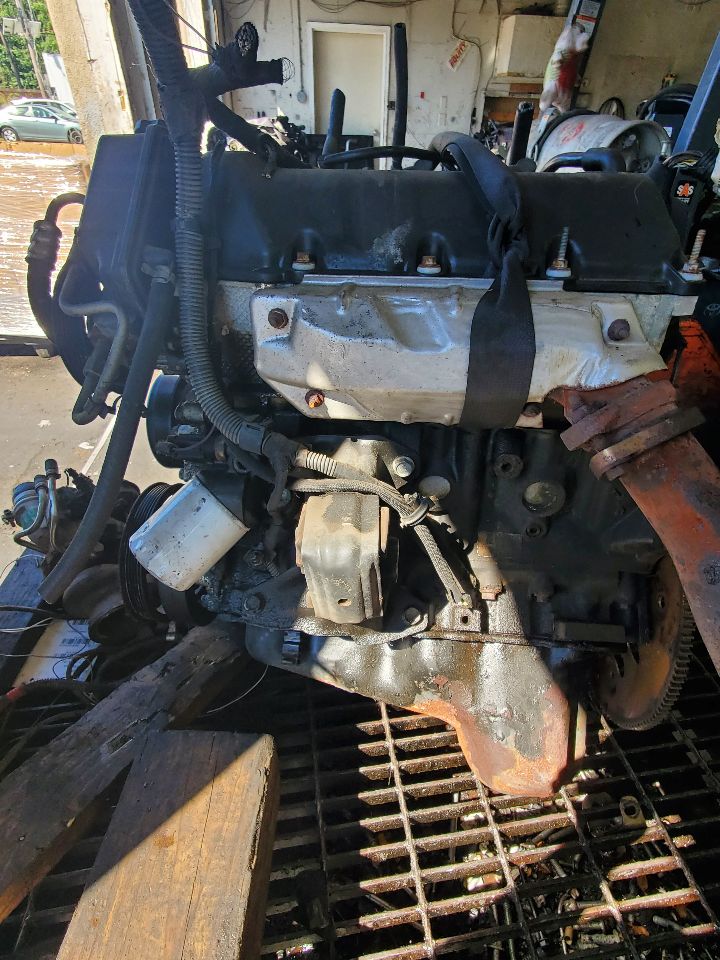 2012 JEEP LIBERTY ENGINE ASSEMBLY - 483956 — photo 4