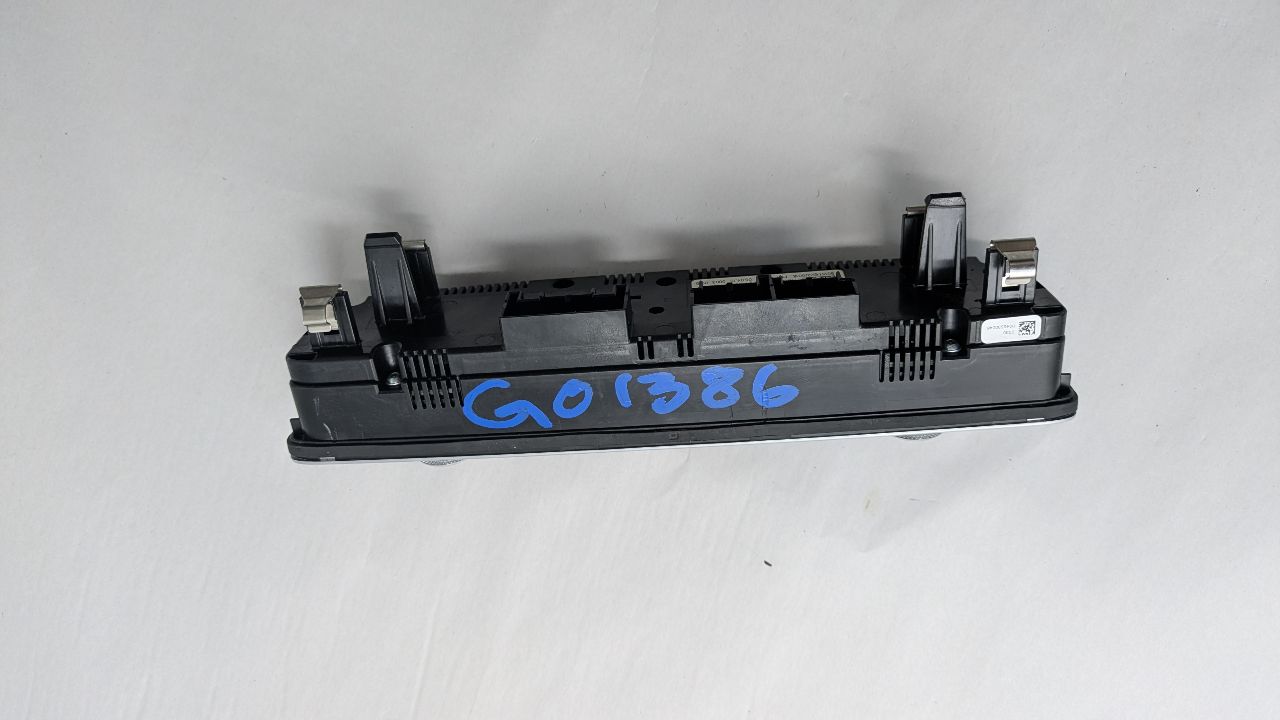 2016 AUDI A3 TEMP CONTROL - 484033 — photo 2