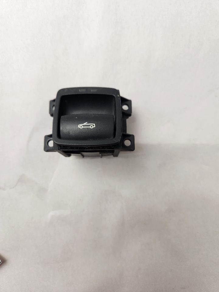 2012 BMW 650i 8cyl Gasoline Turbo 4.4 Dsh/Int/Seat Switch - 484044