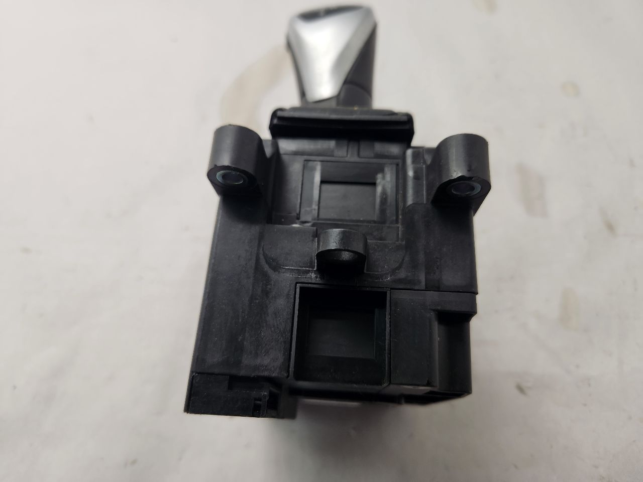 2012 BMW 650i 8cyl Gasoline Turbo 4.4 Trans Shift Assy - 484046 — photo 8