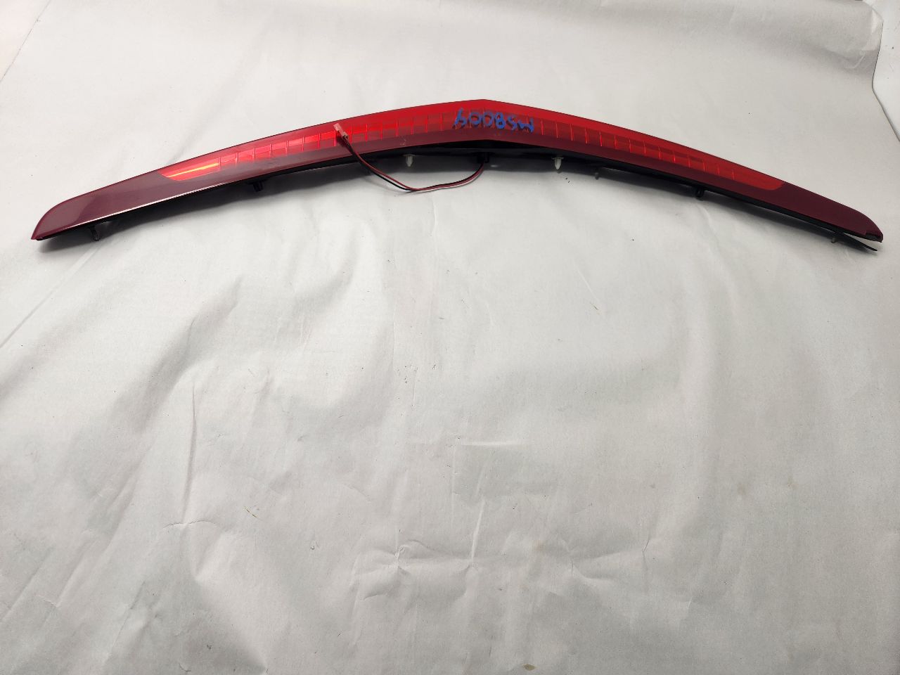 2014 CADILLAC ATS Lid Gate Moulding - 484060 — photo 2