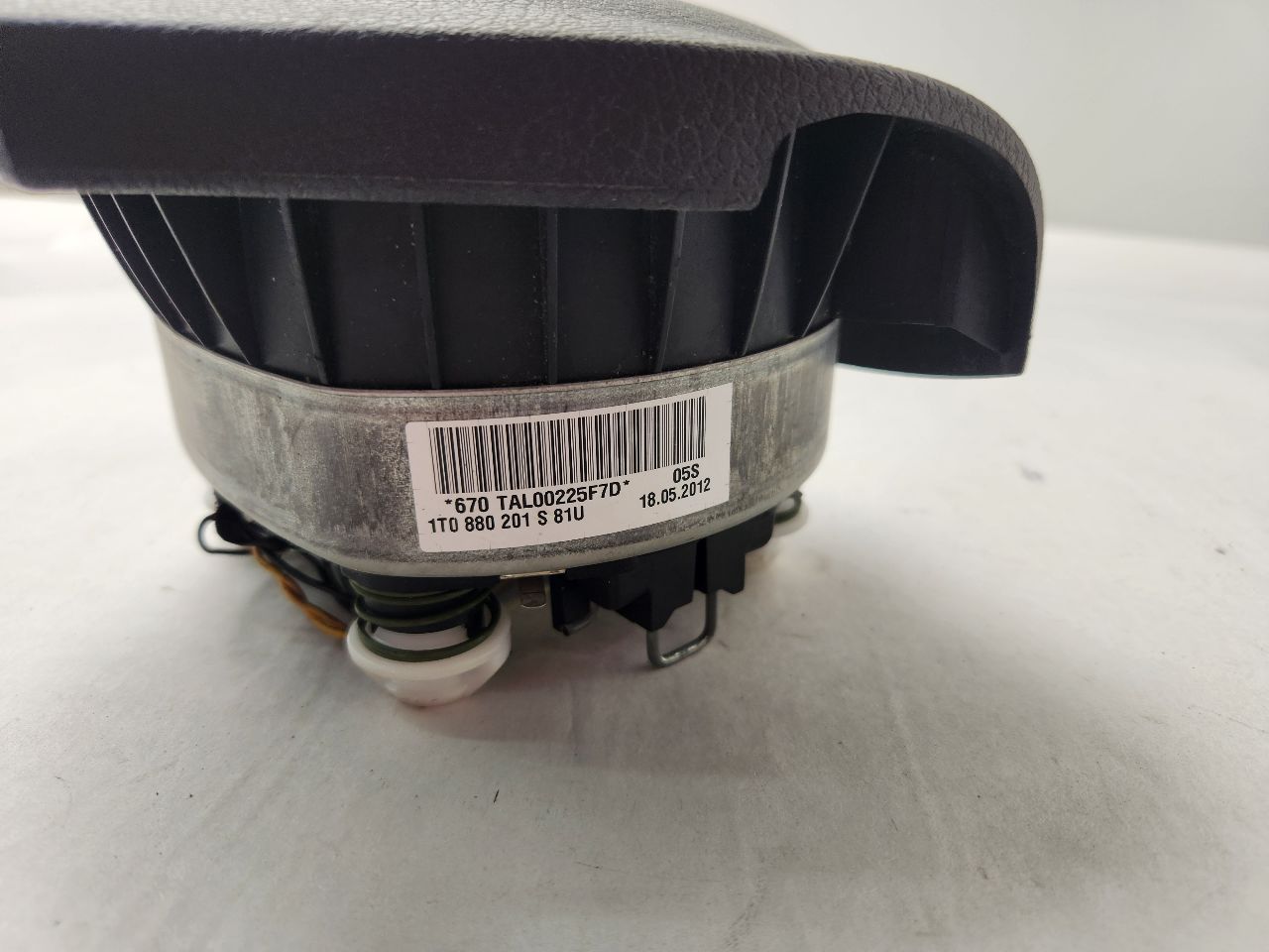 2013 VOLKSWAGEN TIGUAN Left AIR BAG - 484075 — photo 3