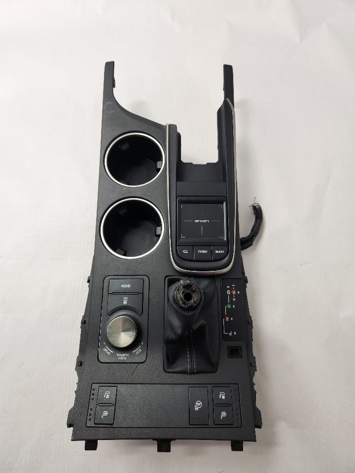 2015 LEXUS RC350 6cyl Gasoline 3.5 Console, Front - 484078