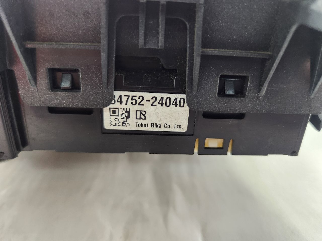 2015 LEXUS RC350 6cyl Gasoline 3.5 Console, Front - 484078 — photo 3