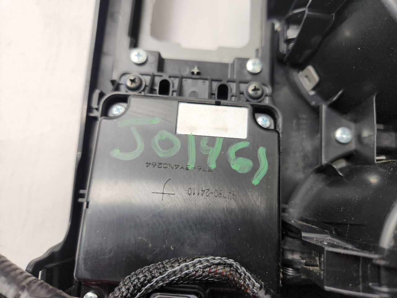 2015 LEXUS RC350 6cyl Gasoline 3.5 Console, Front - 484078 — photo 5