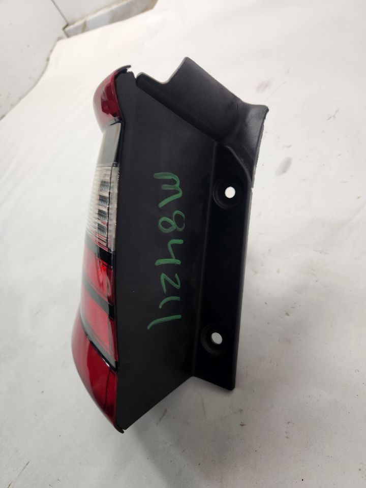 2017 DODGE DURANGO Left TAIL LAMP - 484087 — photo 2