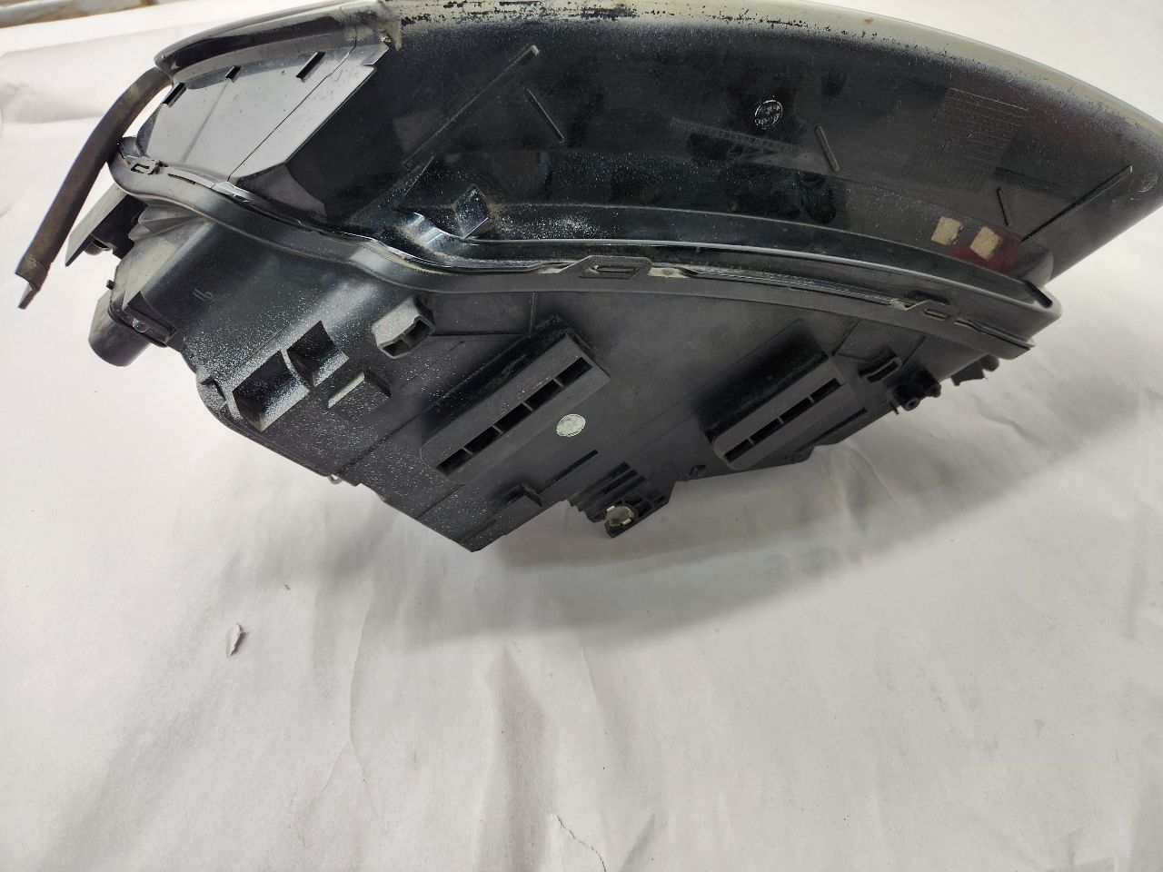 2012 AUDI Q5 Right HEADLAMP ASSEMBLY - 484119 — photo 2