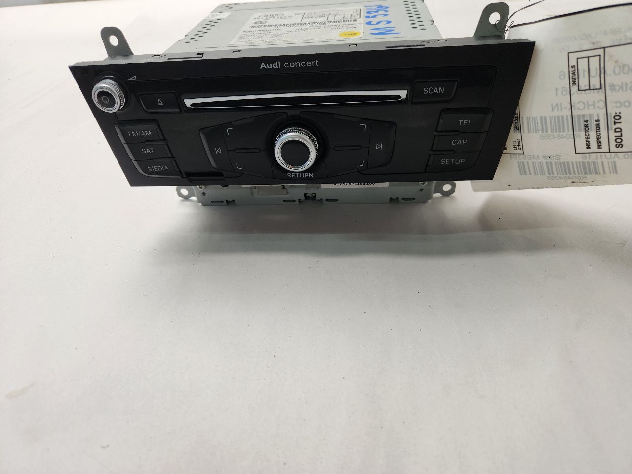 2016 AUDI A4 Radio Audio - 484356