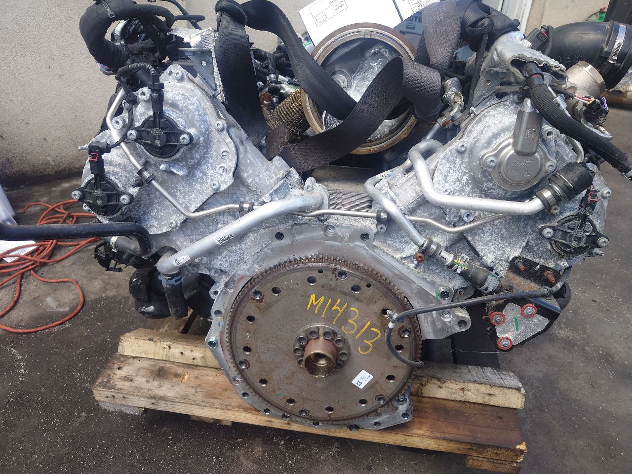 2020 AUDI SQ5 ENGINE ASSEMBLY - 484372 — photo 2